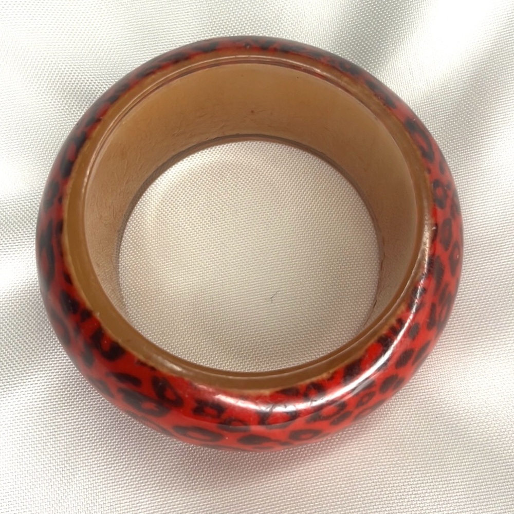 Vintage Bangle Bracelet Red & Black Chunky Leopard Print - Picture 2 of 5